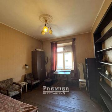 Українських Героїв просп., 4