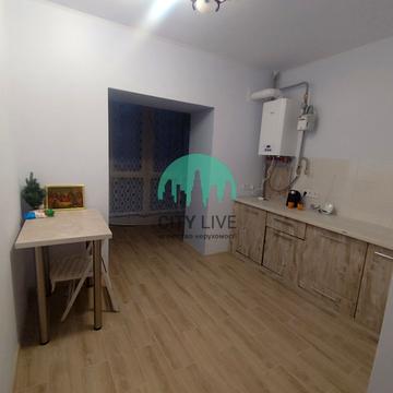 Олександра Довженка вул., (Будинок 10)