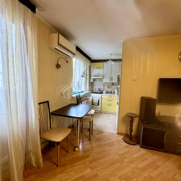 Науки просп. (Леніна), 88/90