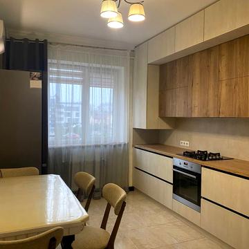 Вячеслава Чорновола вул., 91г