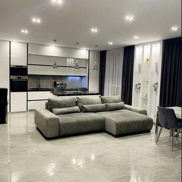 Зарічна вул., 1-Б