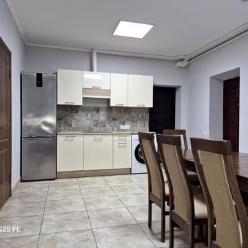 Відінська вул., 41