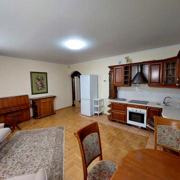 4-та Садова вул., 19