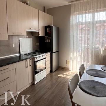 Бориса Тлехаса вул., 14