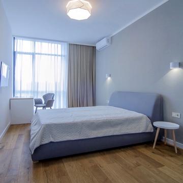 Деміївська вул., 33