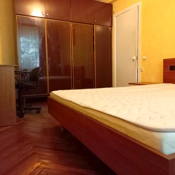 Деревлянська вул. (Якіра), 16/18 к2