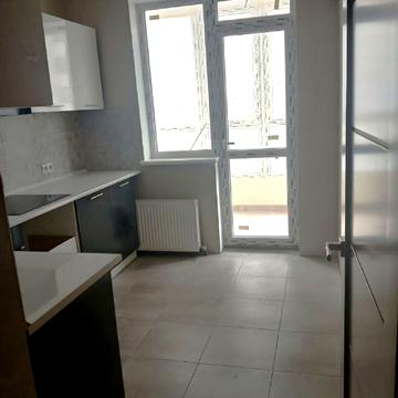 Перлинна вул., 11