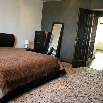 Миколи Амосова пров. (Червоний), 28а