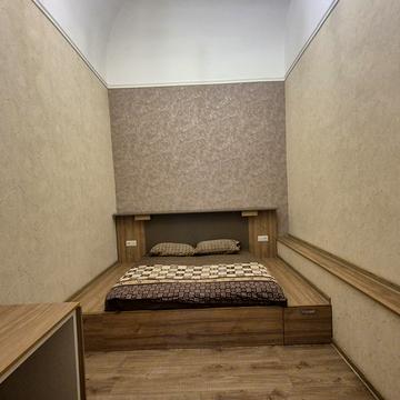 Всеволода Змієнка вул., 13