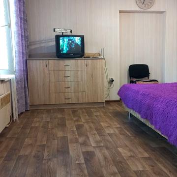 Гімназична вул., 10