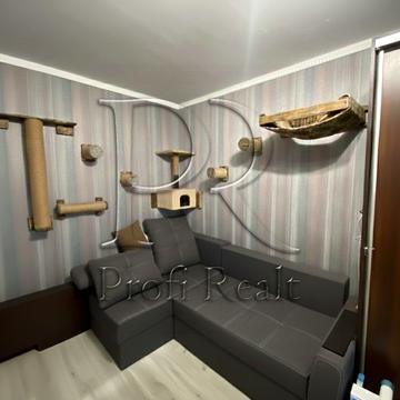 Академіка Кіпріанова вул., 2