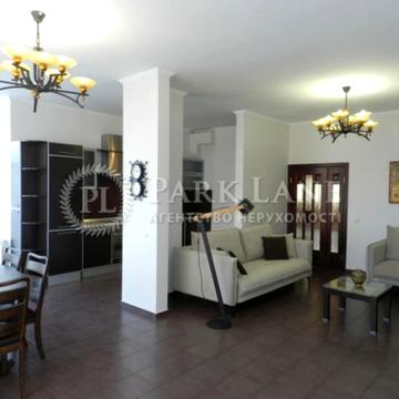 Панаса Мирного вул., 15