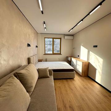 Європейська вул., 3