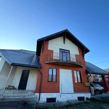 Лісна вул., 45