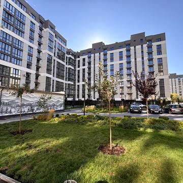 Олександра Довженка вул., (Будинок 15)