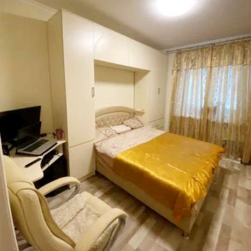 Віталія Блажка вул., 1