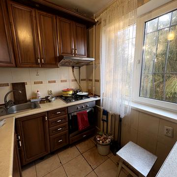 Баштанна вул., 1