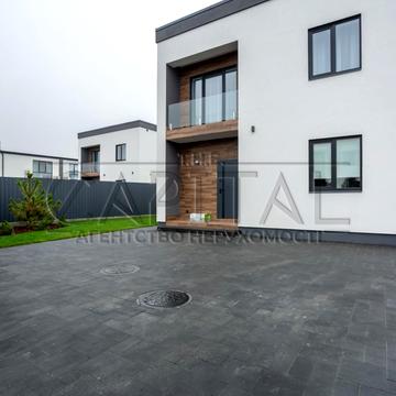 Виноградна вул.