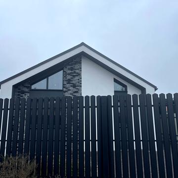 Янтарна вул.