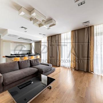 Шота Руставелі вул., 27