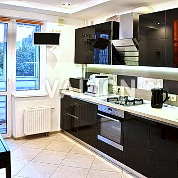 Метрологічна вул., 111