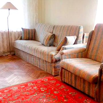 Ольжича вул., 15