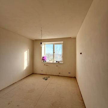 Крайна вул., 1В