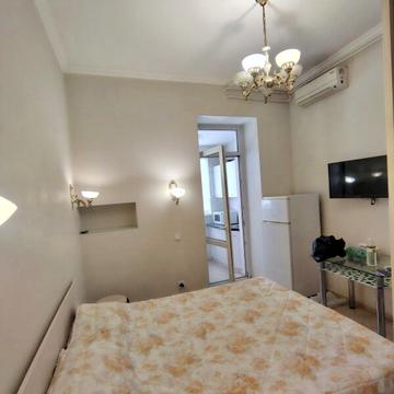 Старосінна пл., 15