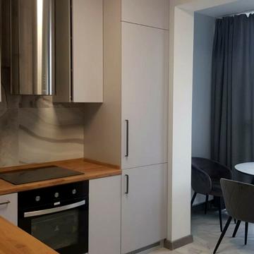 Миколи Руденка бульв. (Кольцова), 8 BOX