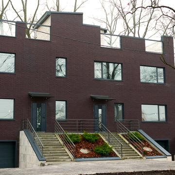 Києво-Мироцька вул., 123 К