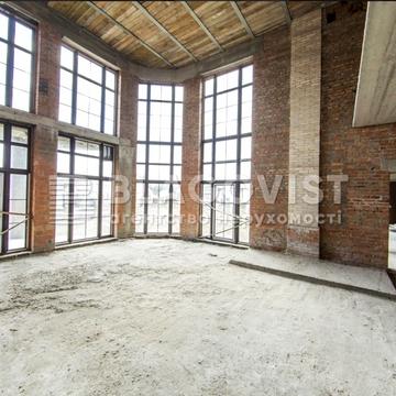 Каштанова вул., 7