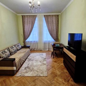 Михайла Коцюбинського вул., 18