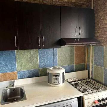 Героїв Дніпра вул., 8