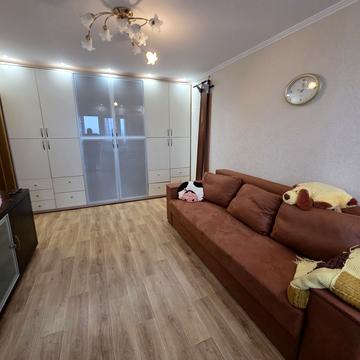 Йорданська вул. (Лайоша Гавро), 11-Д