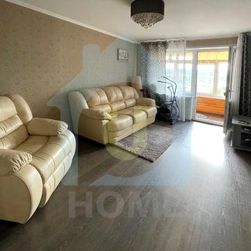 Дніпровська набережна вул., 11