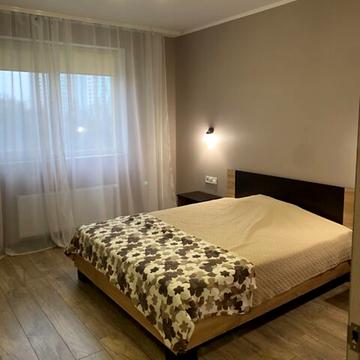 Івана Виговського вул. (Маршала Гречка), 10-К