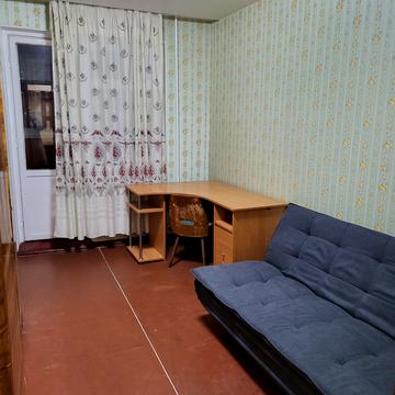 Академіка Корольова вул., 74а