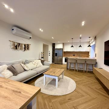 Антоновича вул. (Горького), 158