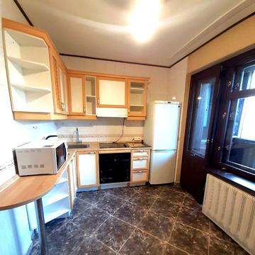 Оноре де Бальзака вул., 24