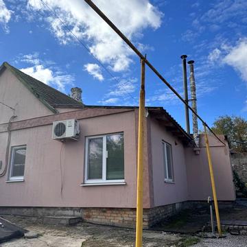 Буревісника вул., 6