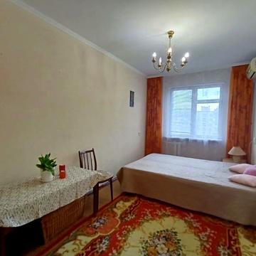 Івана Миколайчука вул. (Серафимовича), 17/1