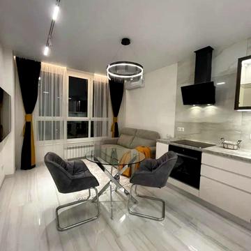 Набережно-Рибальська дорога вул., 27