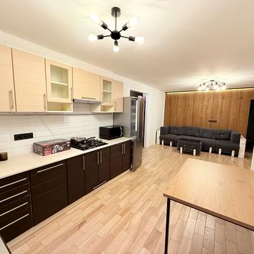 Минайська вул., 67