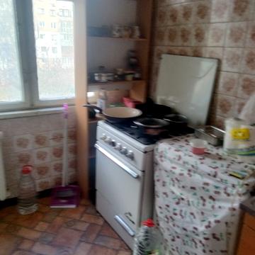 Небесної Сотні просп. (Маршала Жукова), 33