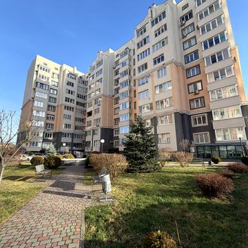 Івана Рубчака вул., 7