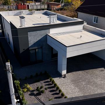 Мирна вул. (Інтернаціональна), 179