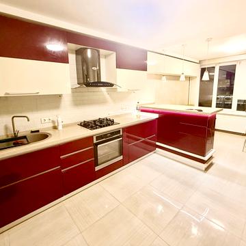 Княгині Ольги вул., 100к