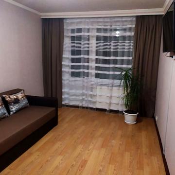 Гвардійців-Широнінців вул., 18