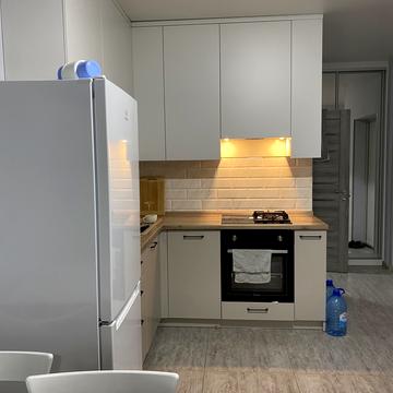 Центральна вул., 21-Б