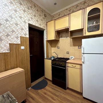 Глушець вул., 27